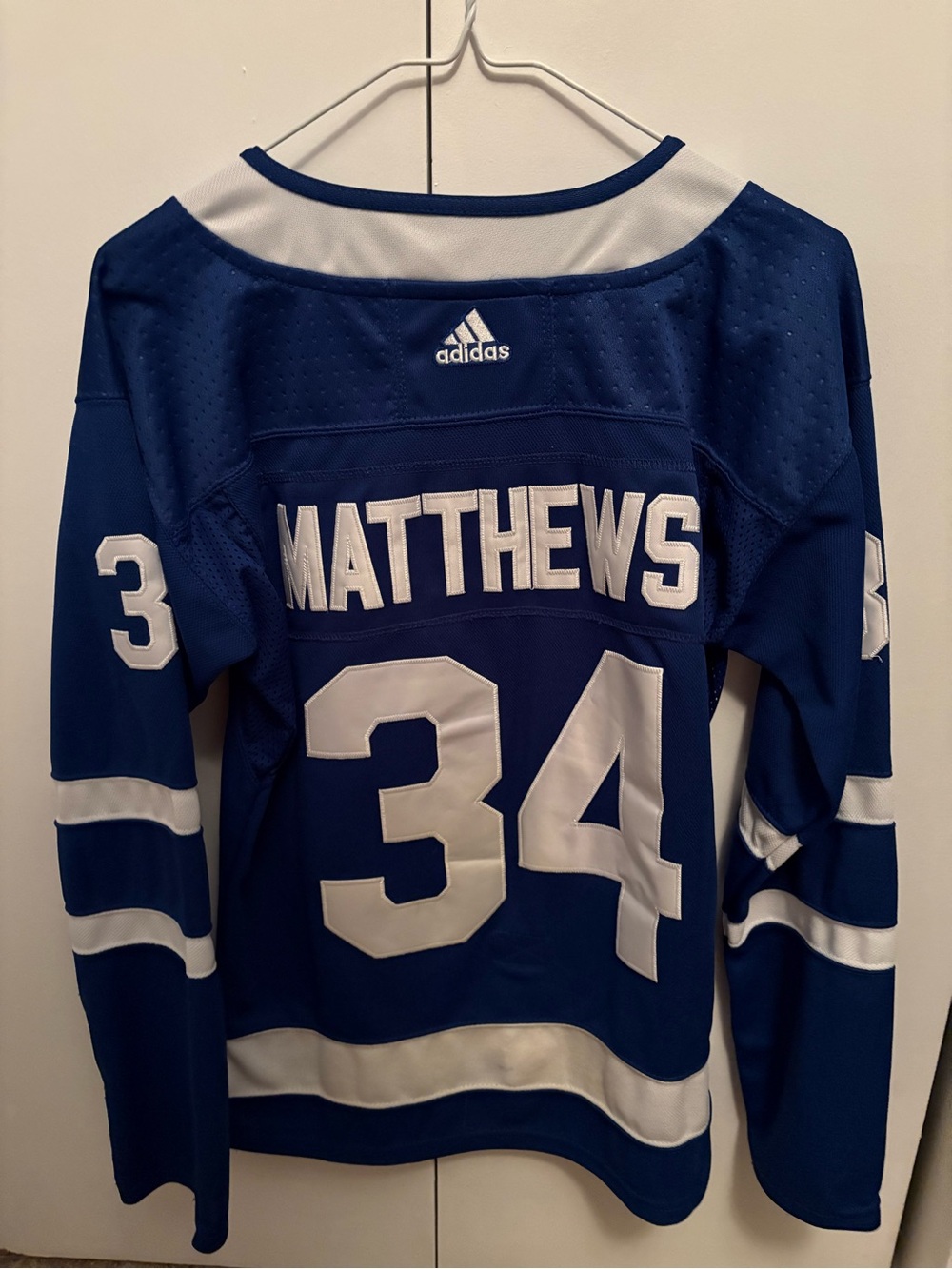 adidas Royal Blue NHL Lace-Up Hockey Jersey Youth Medium